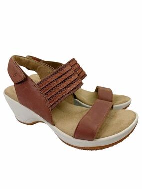 Halsa Footwear Women's Chantal Size 8 W Leather Sandals